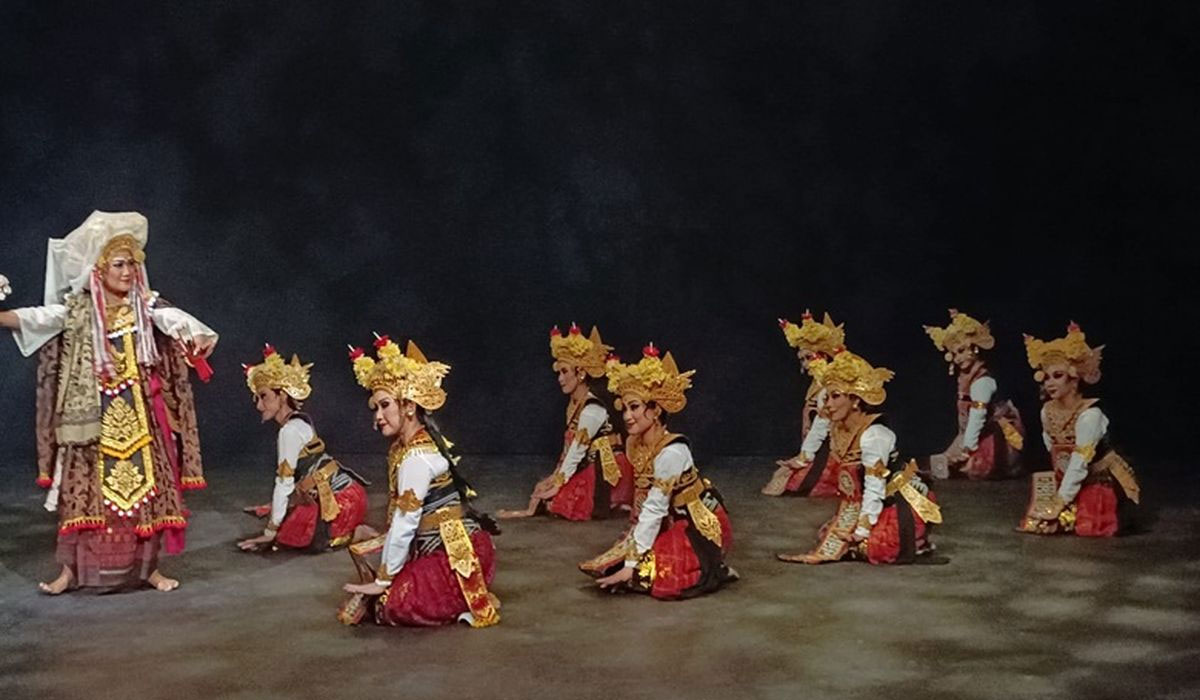 Audience Interaction And Artistic Works