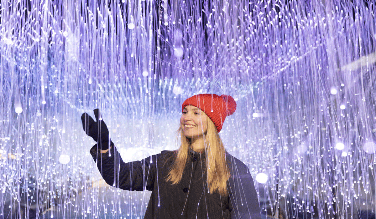 Creative Visualization: Commercial Photography for Arts and Entertainment